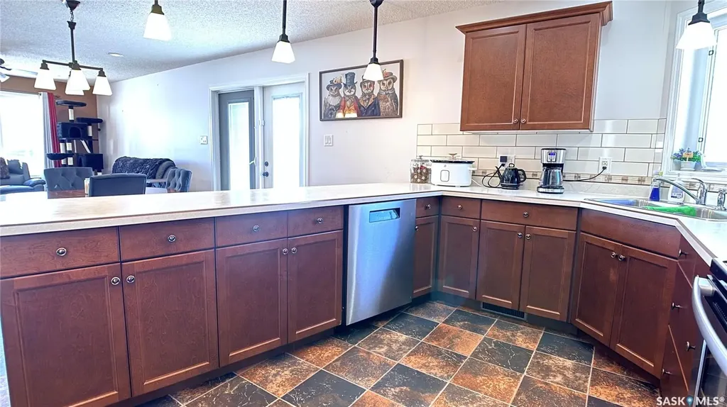 304 Archibald Street Midale SK S0C 1S0