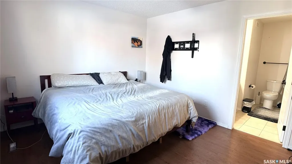 304 Archibald Street Midale SK S0C 1S0
