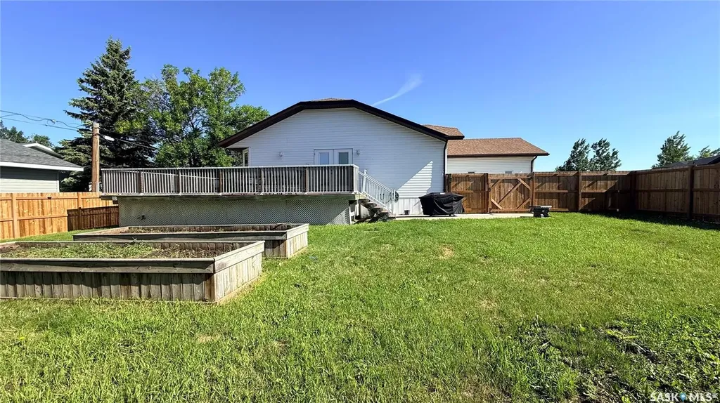 304 Archibald Street Midale SK S0C 1S0