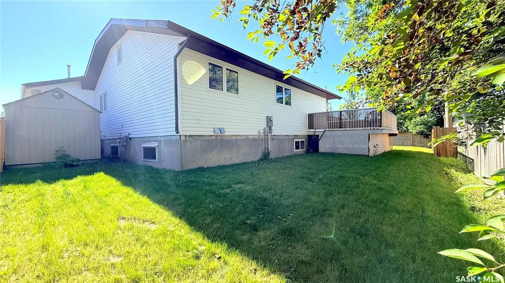 304 Archibald Street Midale SK S0C 1S0