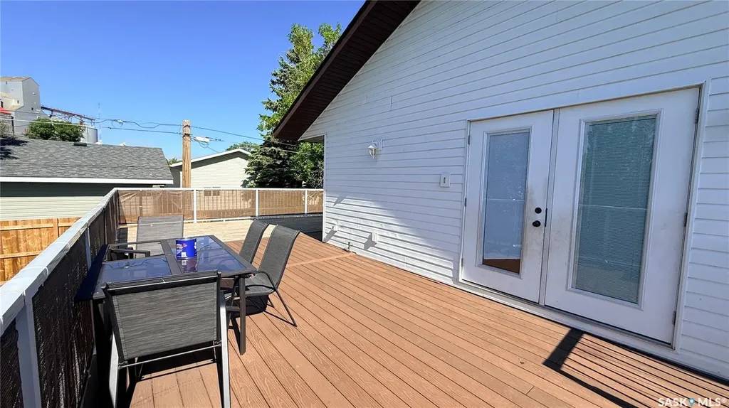 304 Archibald Street Midale SK S0C 1S0