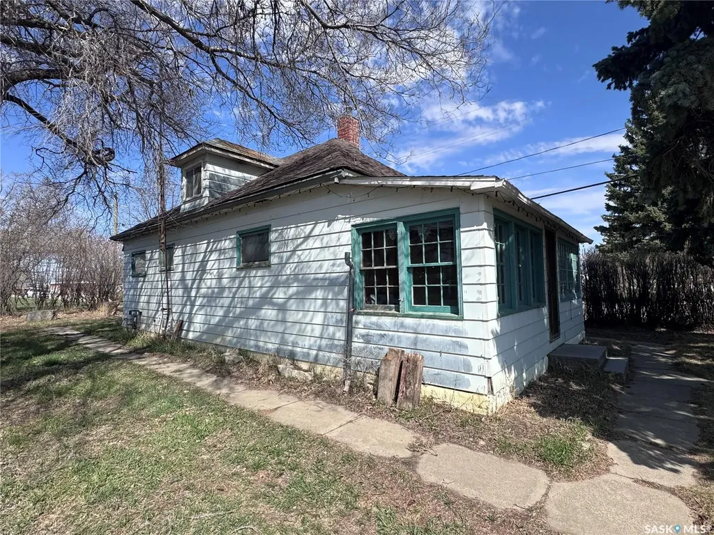 1102 7th Street Perdue SK S0K 3C0