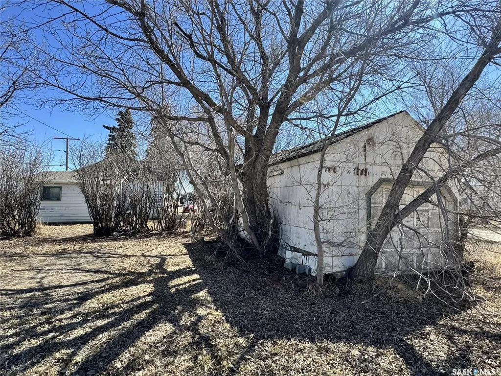 1102 7th Street Perdue SK S0K 3C0