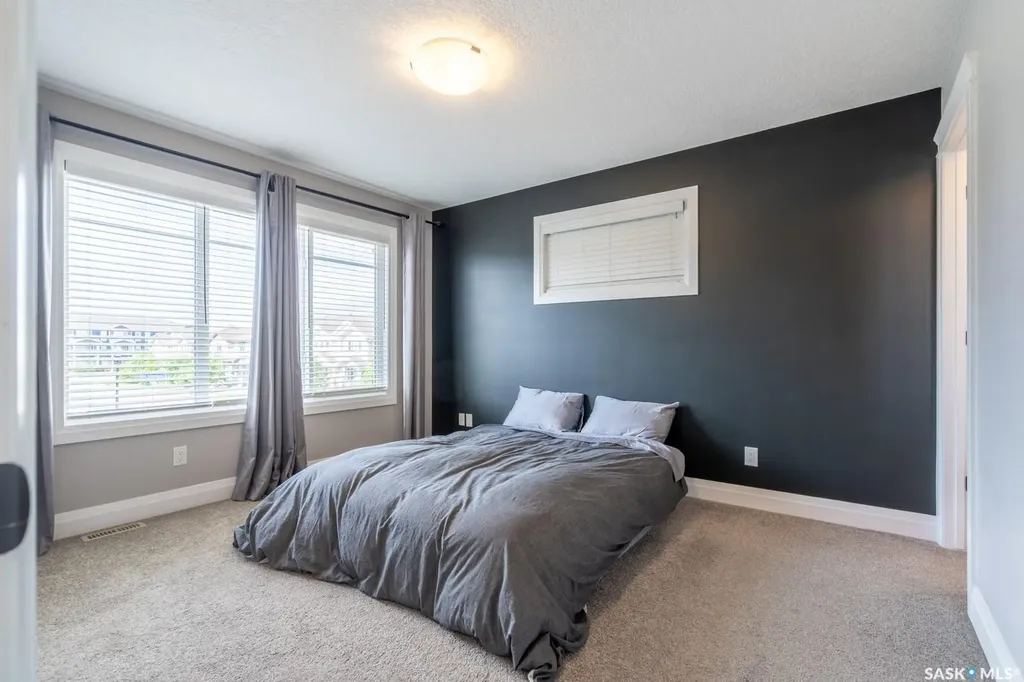 5433 Green Silverberry Drive E Regina SK S4V 3M5