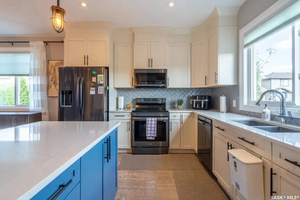 5433 Green Silverberry Drive E Regina SK S4V 3M5