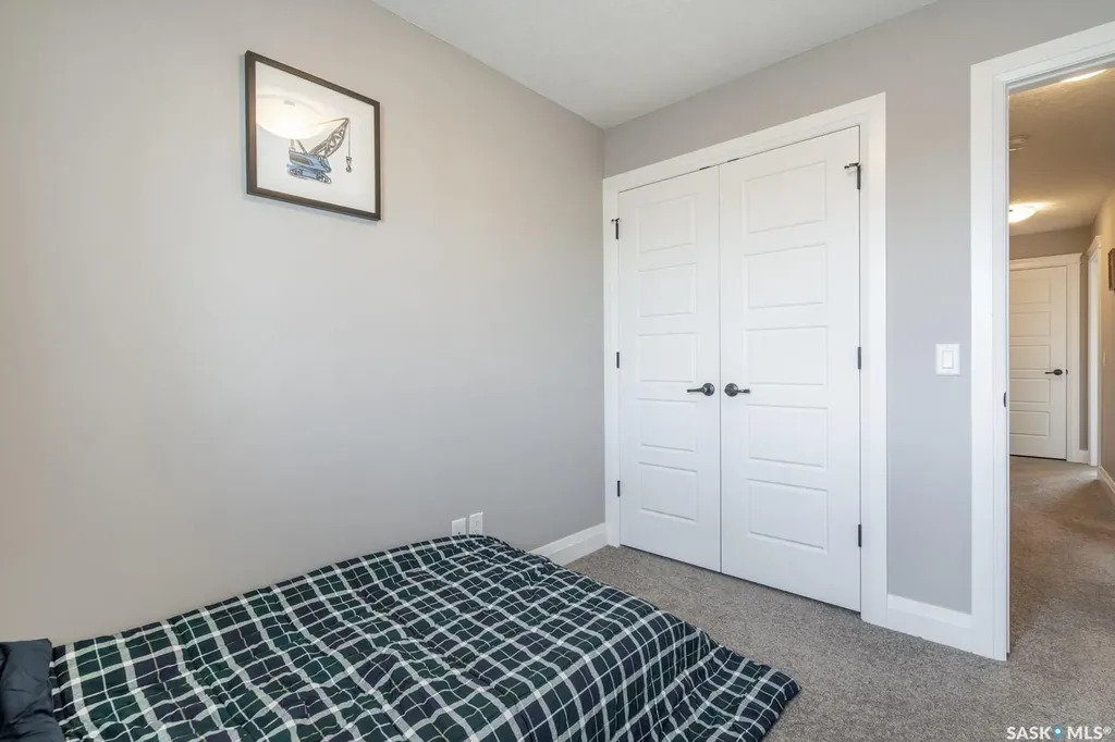 5433 Green Silverberry Drive E Regina SK S4V 3M5