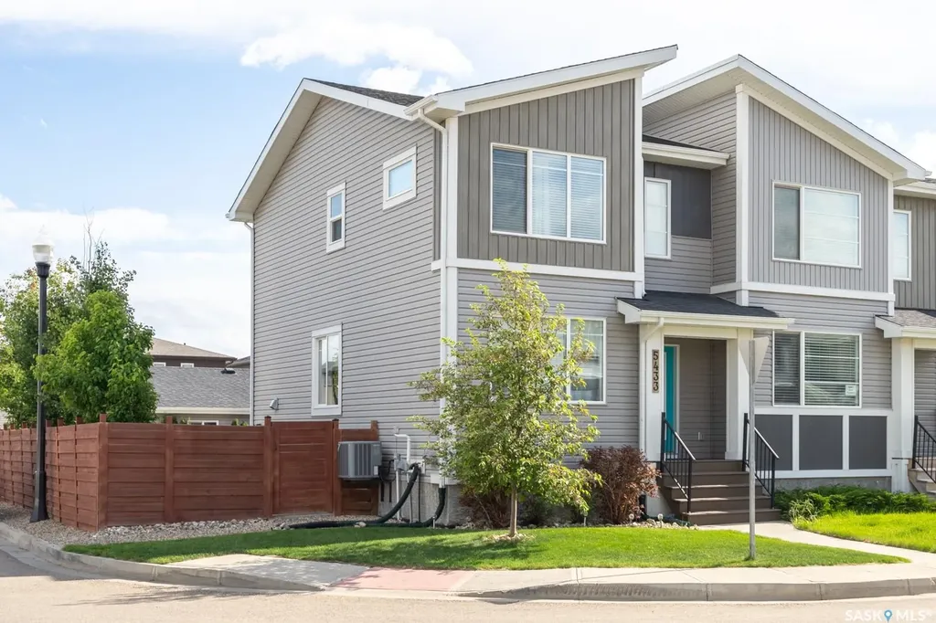 5433 Green Silverberry Drive E Regina SK S4V 3M5
