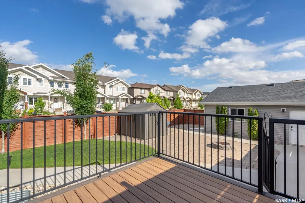 5433 Green Silverberry Drive E Regina SK S4V 3M5