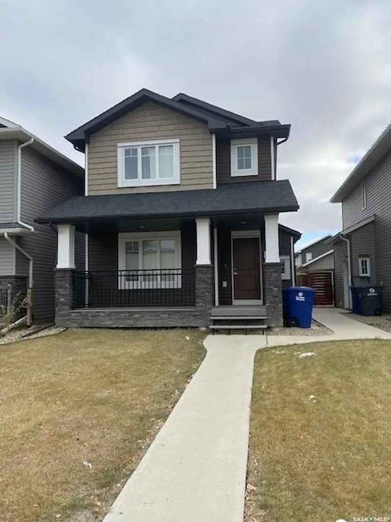 131 Tweed Lane Saskatoon SK S7V 0A7
