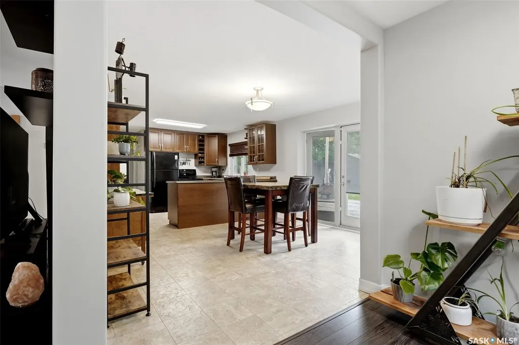1829 Grant Drive Regina SK S4S 4V5