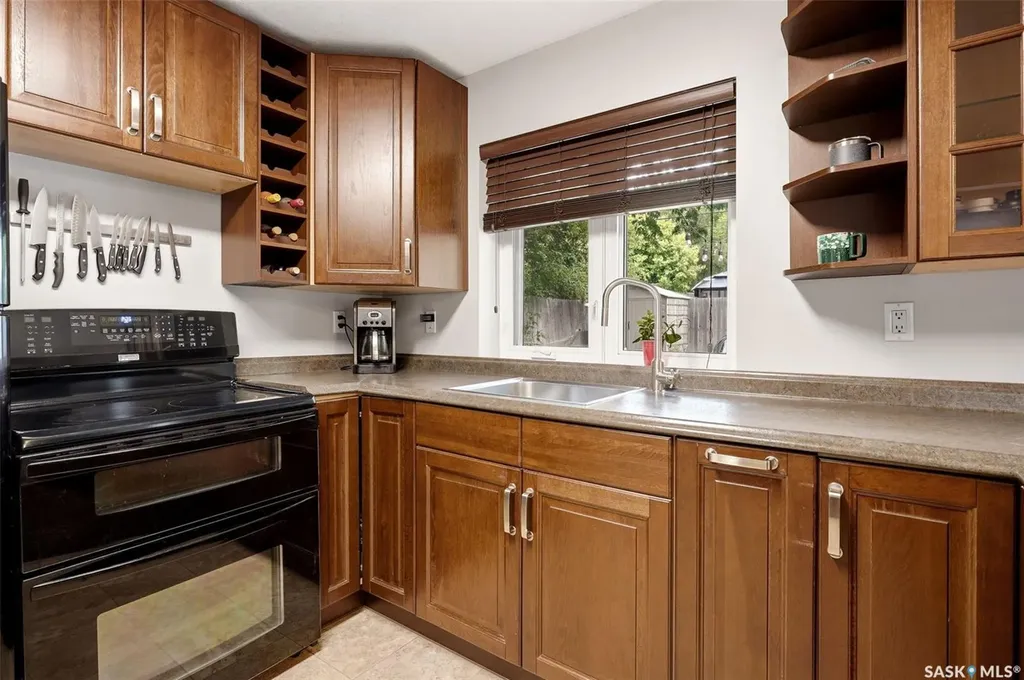1829 Grant Drive Regina SK S4S 4V5