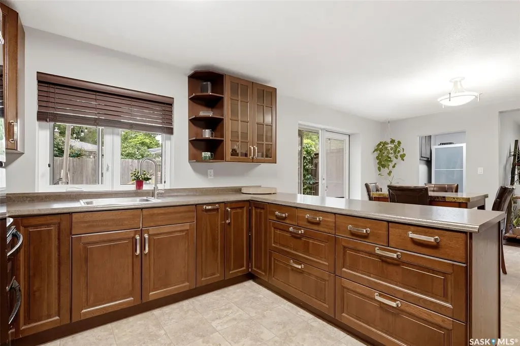 1829 Grant Drive Regina SK S4S 4V5