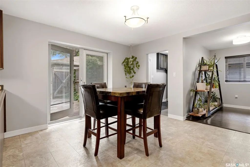 1829 Grant Drive Regina SK S4S 4V5