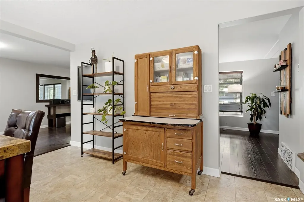 1829 Grant Drive Regina SK S4S 4V5