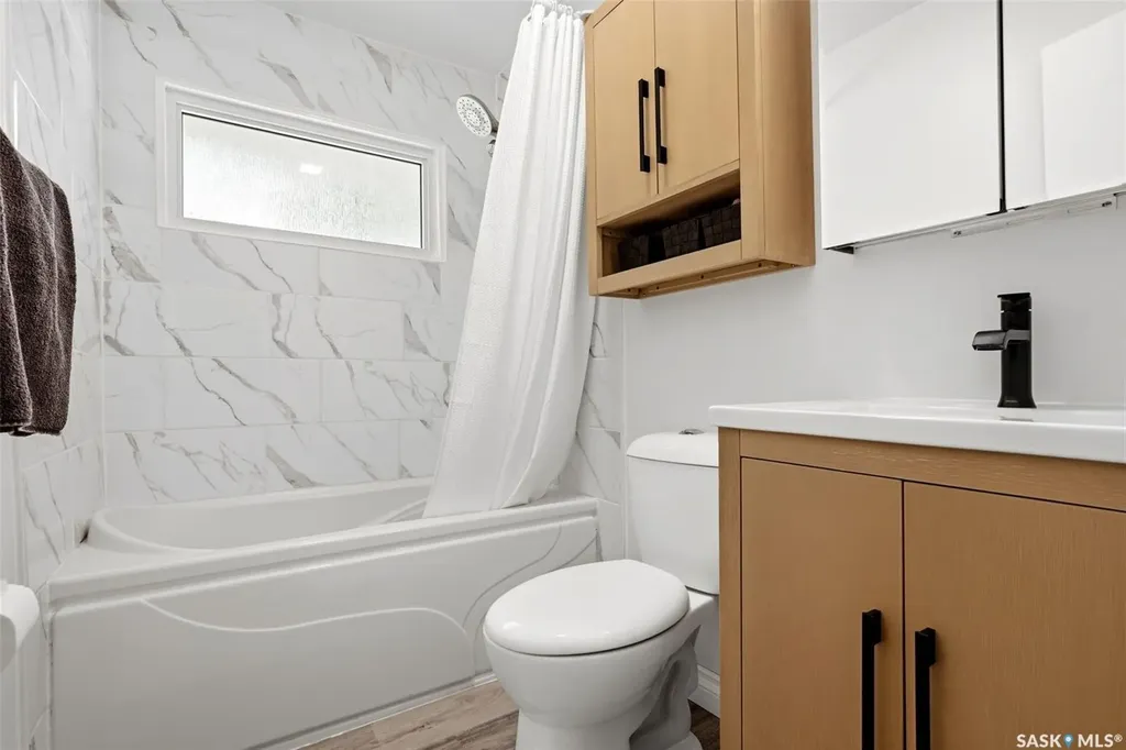1829 Grant Drive Regina SK S4S 4V5