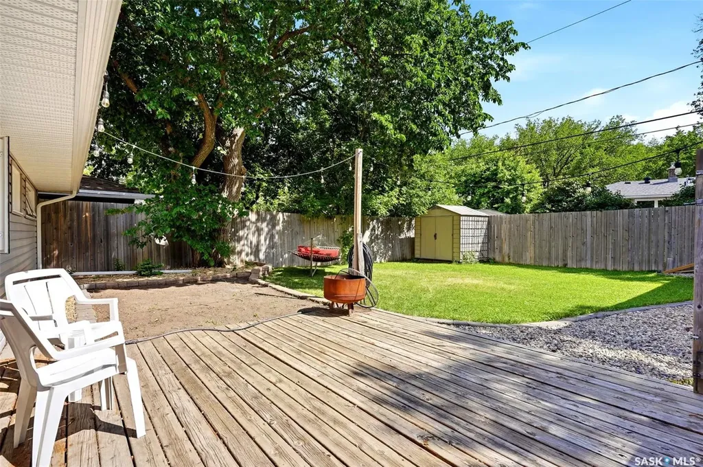 1829 Grant Drive Regina SK S4S 4V5