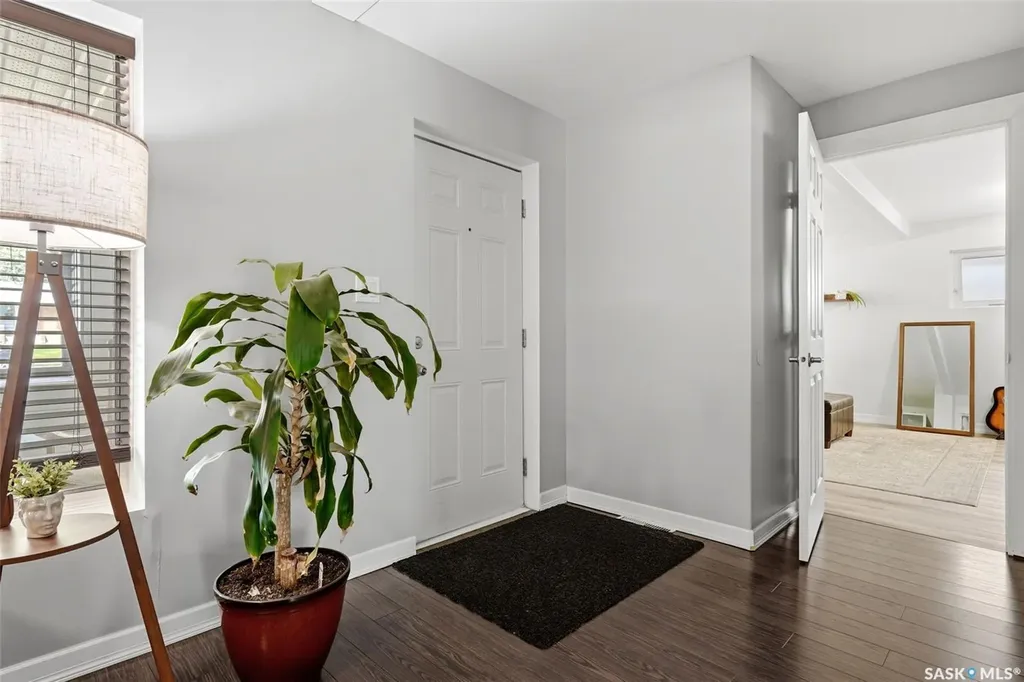 1829 Grant Drive Regina SK S4S 4V5