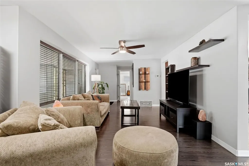 1829 Grant Drive Regina SK S4S 4V5