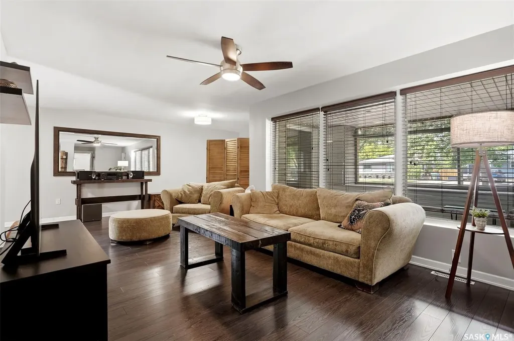 1829 Grant Drive Regina SK S4S 4V5