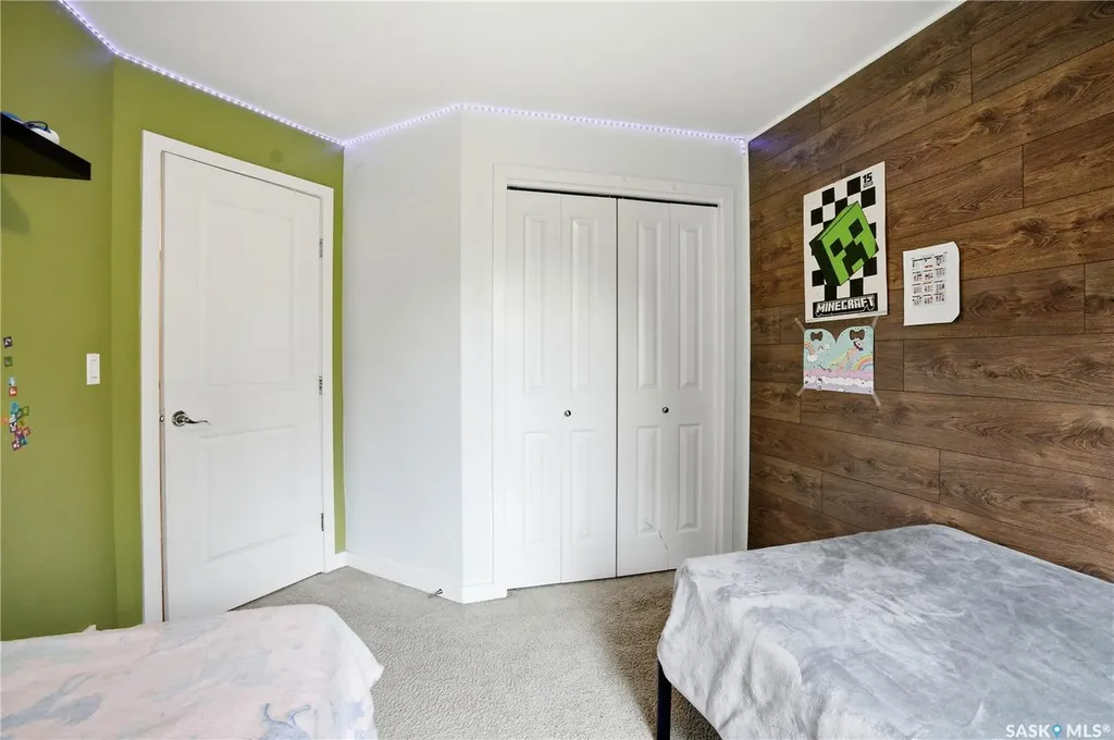 1015 Patrick Crescent Saskatoon SK S7W 0M3