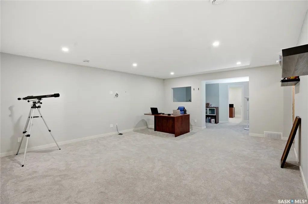1015 Patrick Crescent Saskatoon SK S7W 0M3