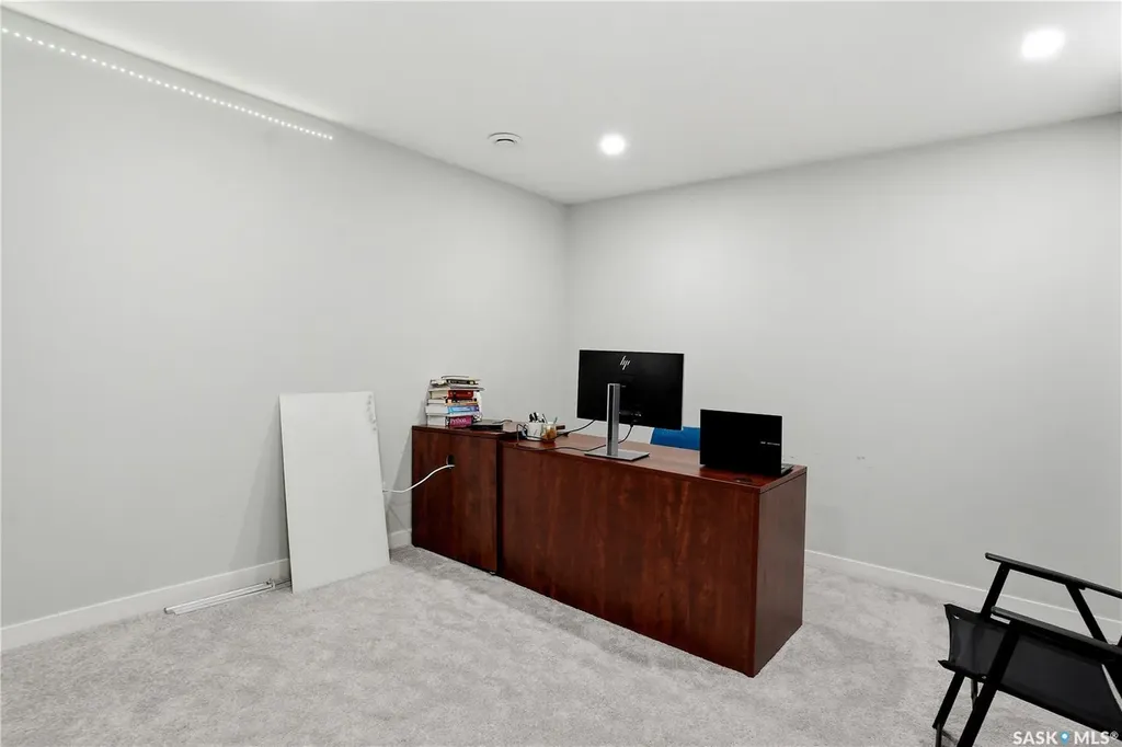 1015 Patrick Crescent Saskatoon SK S7W 0M3