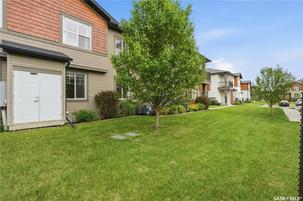 1015 Patrick Crescent Saskatoon SK S7W 0M3