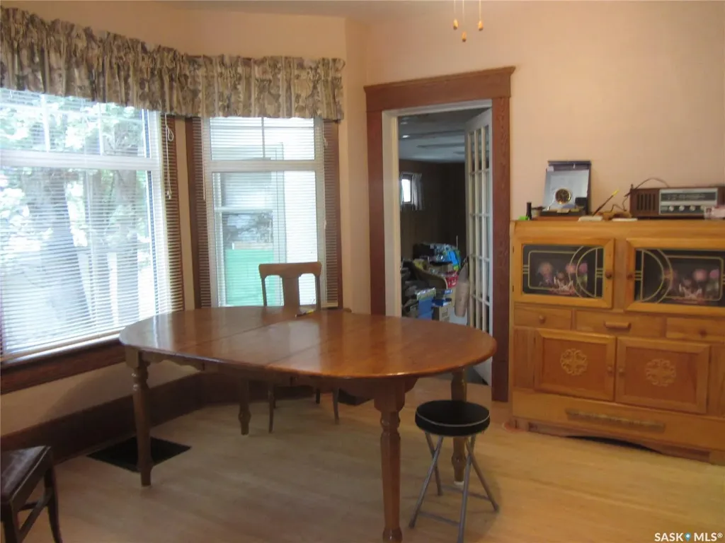 914 Victoria Avenue Saskatoon SK S7N 2Z6