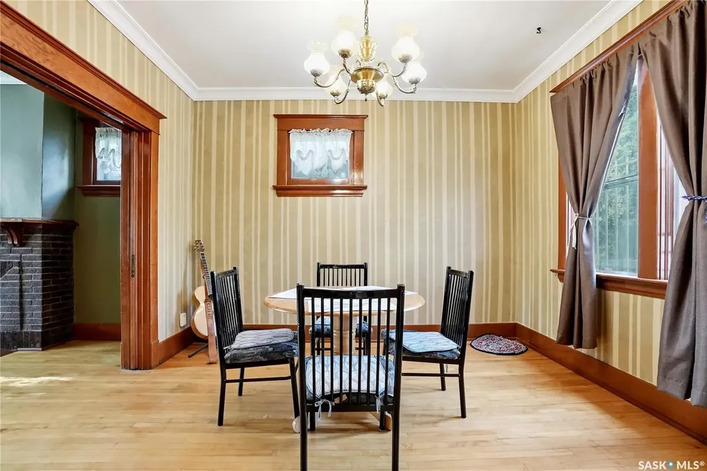332 I Avenue S Saskatoon SK S7M 1Y2