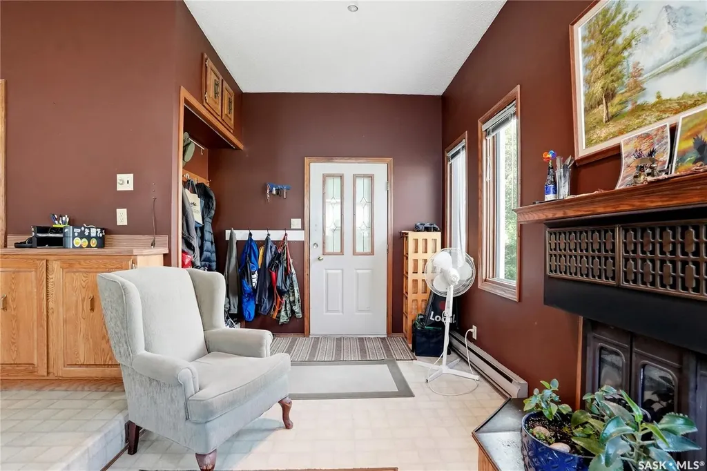 332 I Avenue S Saskatoon SK S7M 1Y2