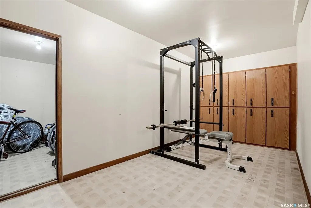 332 I Avenue S Saskatoon SK S7M 1Y2