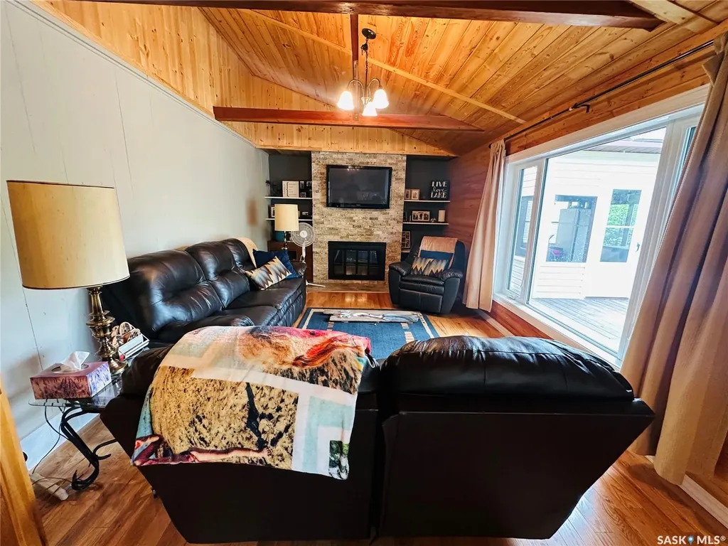 304 Pine Drive Tobin Lake SK S0E 1E0