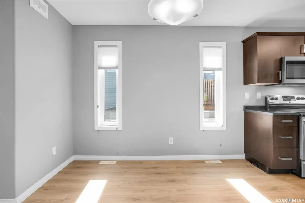 643 Hampton Circle Saskatoon SK S7R 0K1
