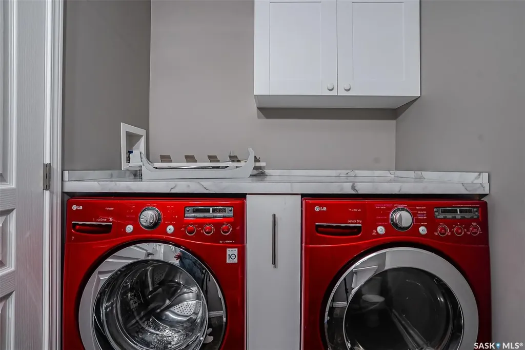 643 Hampton Circle Saskatoon SK S7R 0K1