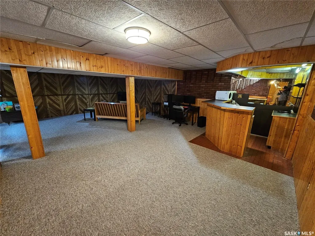 206 W 1st Street Alida SK S0C 0B0