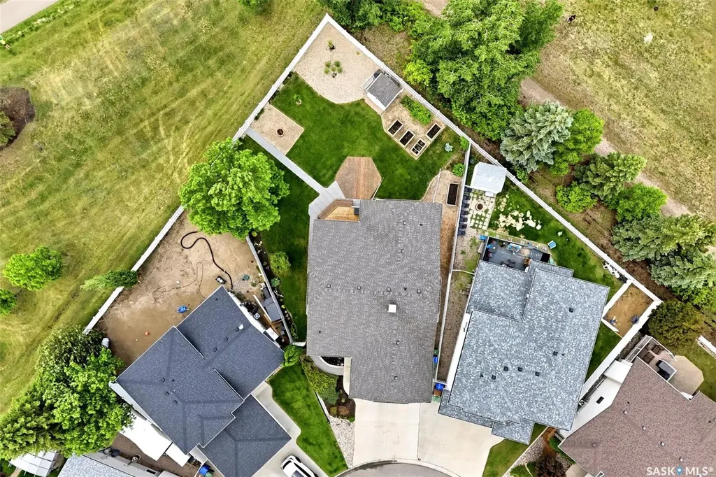 8034 Knox Place Regina SK S4Y 1G5