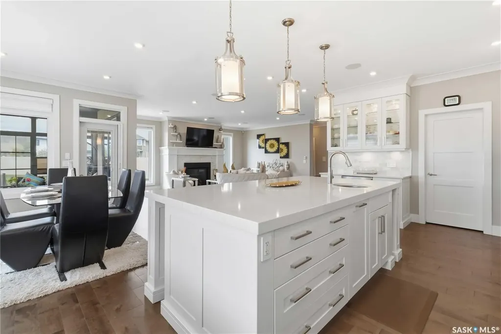 467 Mahabir Crescent Saskatoon SK S7W 0J7