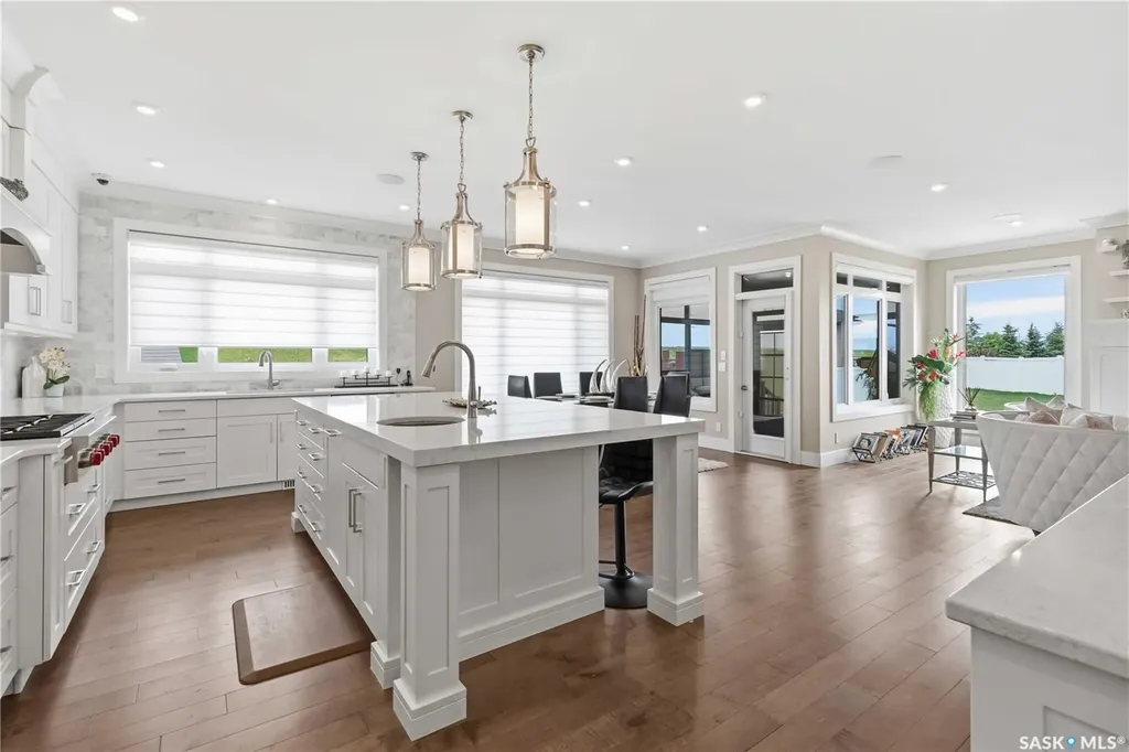 467 Mahabir Crescent Saskatoon SK S7W 0J7