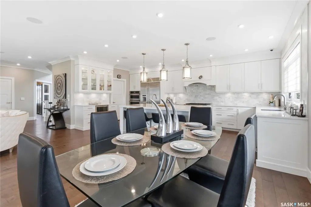 467 Mahabir Crescent Saskatoon SK S7W 0J7