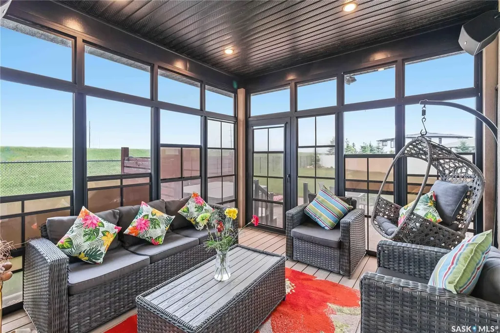 467 Mahabir Crescent Saskatoon SK S7W 0J7