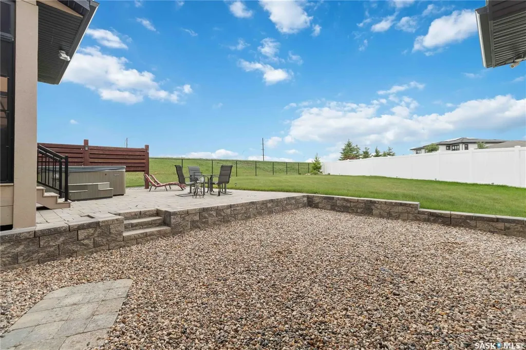 467 Mahabir Crescent Saskatoon SK S7W 0J7