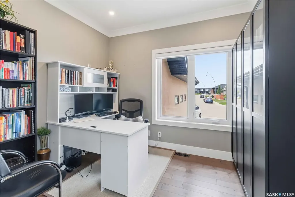 467 Mahabir Crescent Saskatoon SK S7W 0J7