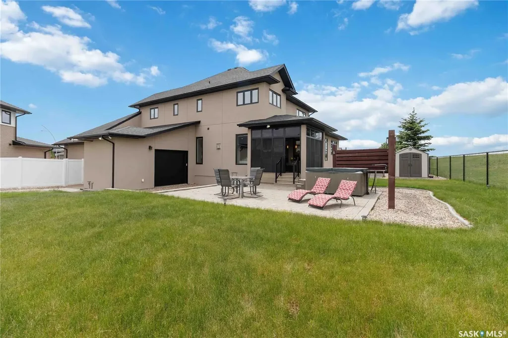 467 Mahabir Crescent Saskatoon SK S7W 0J7