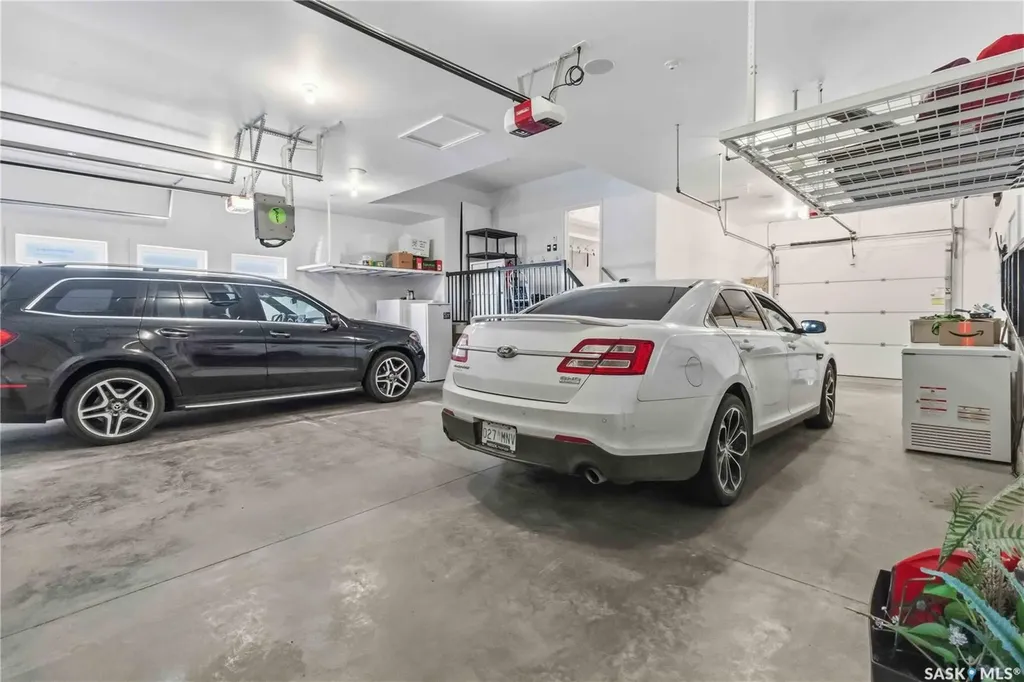 467 Mahabir Crescent Saskatoon SK S7W 0J7