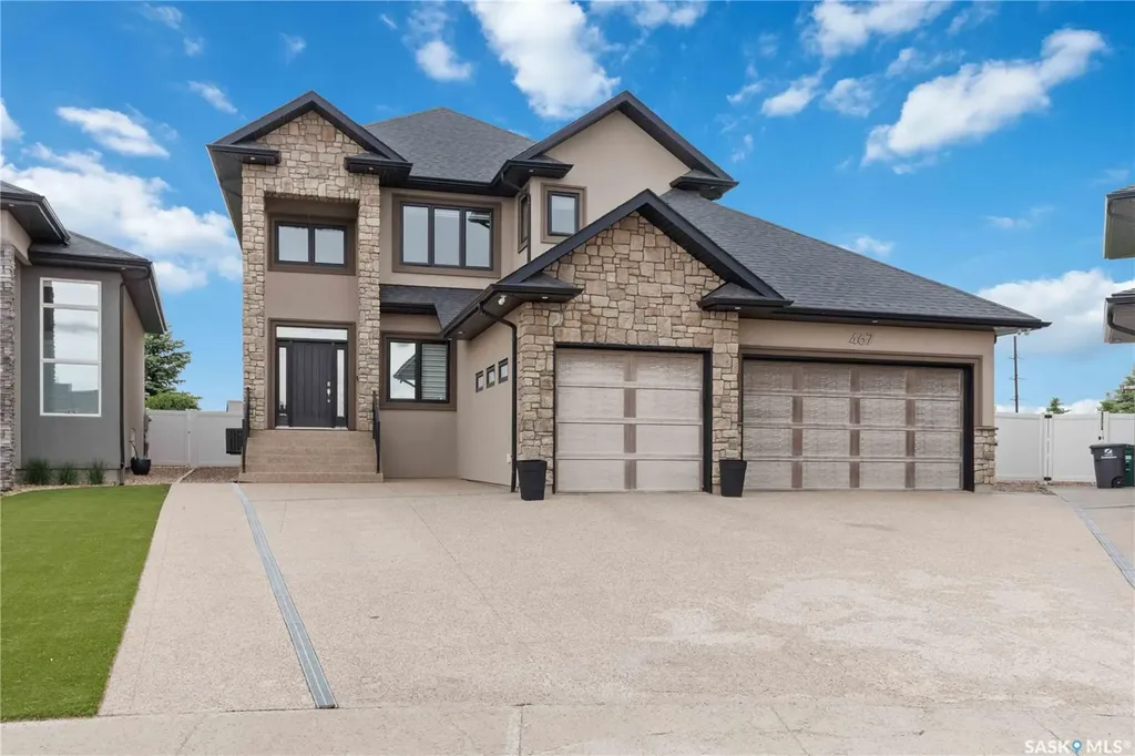 467 Mahabir Crescent Saskatoon SK S7W 0J7