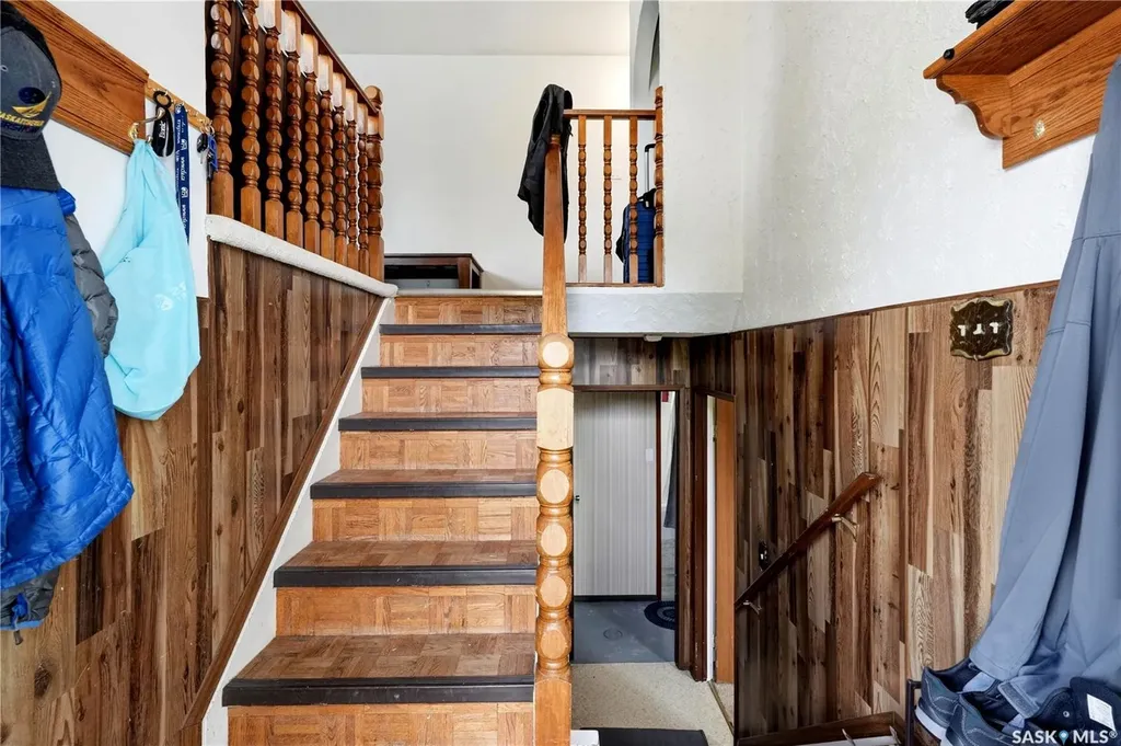 1223 Warner Street Moose Jaw SK S6H 6G9