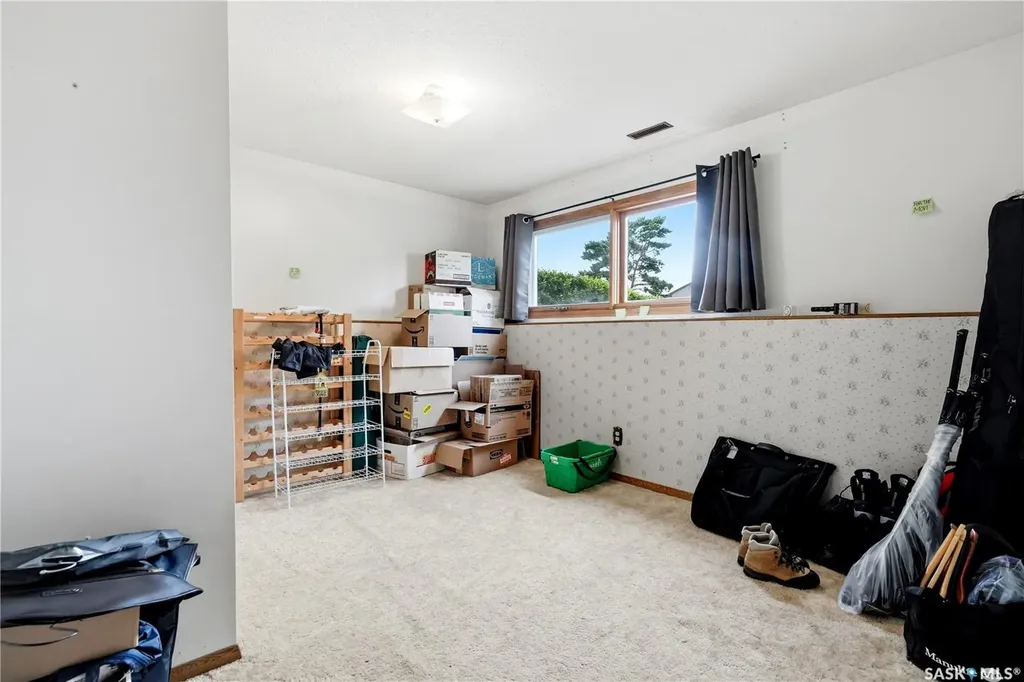 1223 Warner Street Moose Jaw SK S6H 6G9