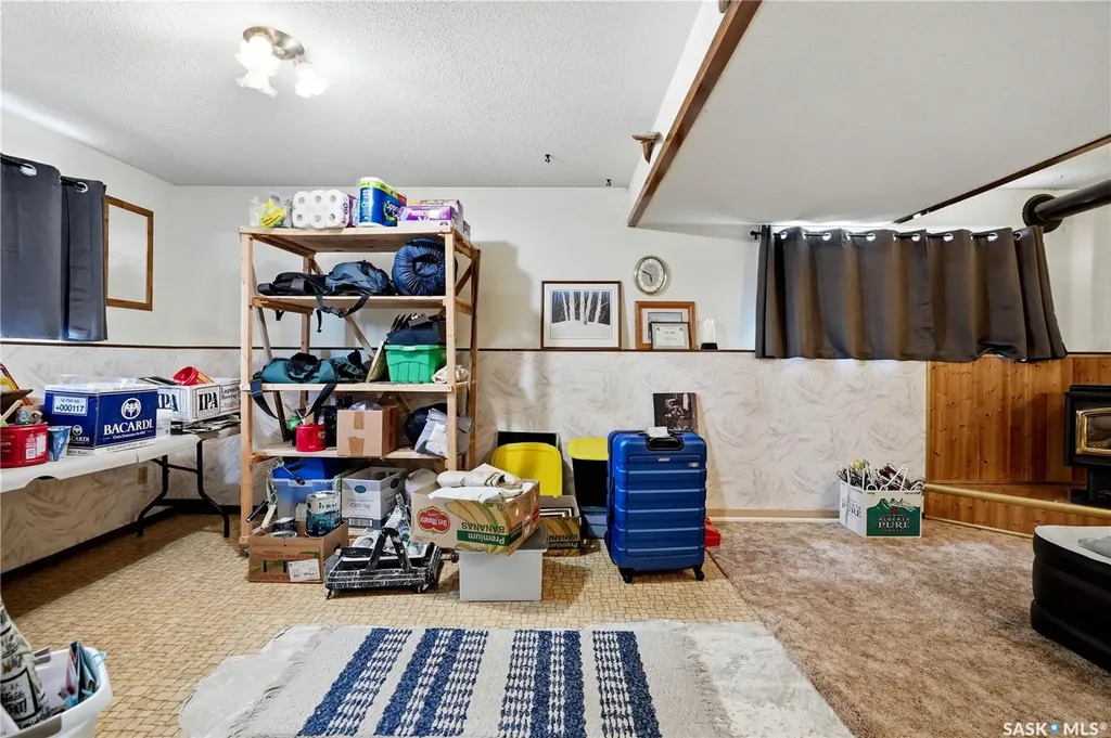 1223 Warner Street Moose Jaw SK S6H 6G9