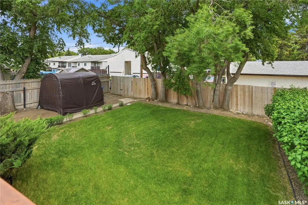 1223 Warner Street Moose Jaw SK S6H 6G9