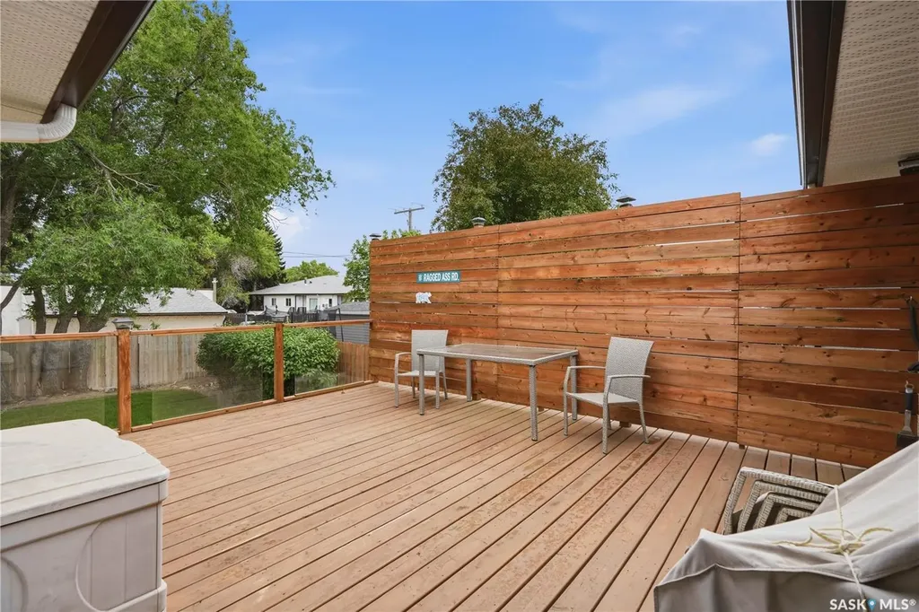 1223 Warner Street Moose Jaw SK S6H 6G9
